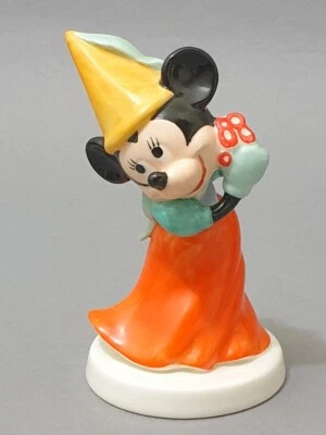 Hummel Goebel Disney Figur Burgfräulein mit Blume Minnie Maus Figure Figurine - Bild 1 von 4