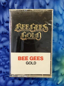 Bee Gees – Gold ; CASSETTE TAPE, FACTORY SEALED - Foto 1 di 1