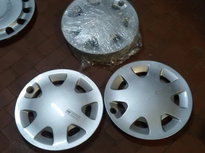 SEAT IBIZA VW POLO AUDI SKODA 4 STUD HUB CAP USED ORIGINAL - Image 1 of 3