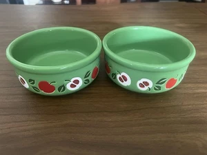 Set of 2 Vintage 1970's Germany Waechtersbach Pottery Apple Bowls Made in Spain - Picture 1 of 6