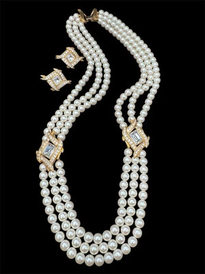 Estate Vintage Trifari Faux Pearl  Diamond Necklace  Earring Set Gold To G3D - Image 1 of 4