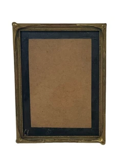 Marco de ala de murciélago corteza pastel vintage de 1940 dorado 8,75” X 6,75” - Imagen 1 de 2