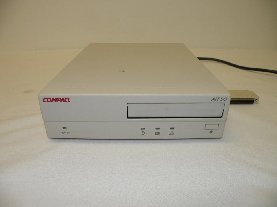 COMPAQ AIT 50 DESKTOP TAPE DRIVE 159611-001 153615-001 W/ TERMINATOR & PWR CORD - Image 1 of 4