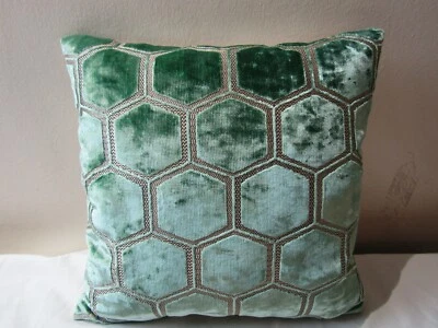 Fundas de cojín Designers Guild de tela de jade pálido Manipur   Foto 1 de 4