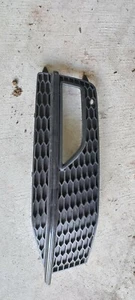 AUDI A4 2013-2015 GENUINE FRONT BUMPER RIGHT GRILL 8K0807682M 8K0807682P - Picture 1 of 3