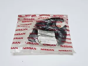 nissan 21543-6z510 radiator bracket - Picture 1 of 3