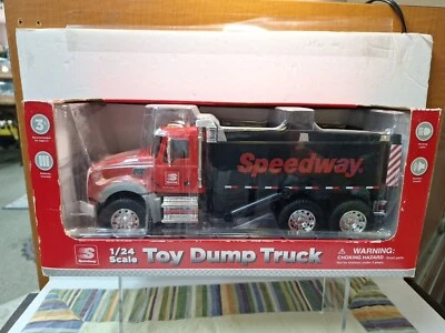 Speedway 1/24 Toy Dump Truck - Image 1 of 4