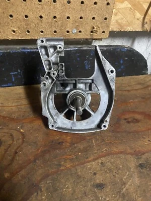 OEM Weed Eater GHT220 Hedge Trimmer Crankcase Assembly Free Shipping - Image 1 of 2