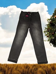 NO BOUNDARIES Curvy HIGH RISE Crop Skinny Black Jeans CUFFED Juniors Size 11 NWT - Picture 1 of 11