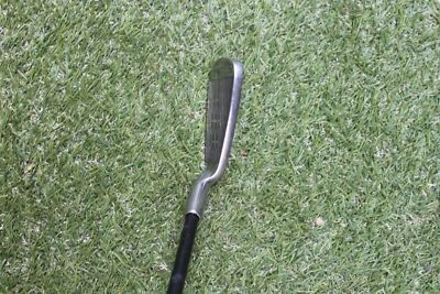 Square two power circle graphite shaft 5 iron golf club - Image 1 of 4