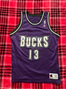 Vintage 90s Milwaukee Bucks Glenn Robinson #13 Champion Jersey Men’s Size 44 - Picture 1 of 4