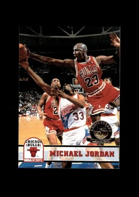NBA Hoops 1993: # 28 Michael Jordan quinto aniversario casi nuevo-como nuevo o mejor Foto 1 de 2