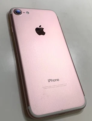 Apple iPhone 7 - 32GB - Rose Gold - Unlocked - Image 1 of 4