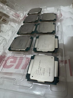 2 * Intel Xeon PROCESSOR CPU SR1XF E5-2697 V3 2.60GHz 14C LGA2011-3 145w - Image 1 of 2