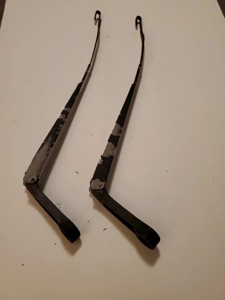 1992-1996 ISUZU TROOPER ЛЕВЫЙ И ПРАВЫЙ СТЕКЛООЧИСТИТЕЛЬ РЫЧАГИ ПАРА OEM БЕЗ ЛЕЗВИЙ  - Изображение 1 из 4