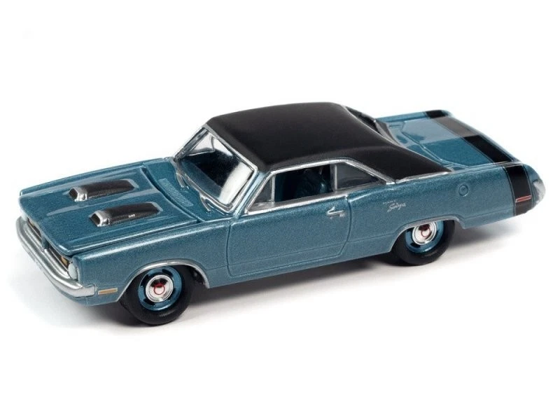 DODGE Dart Swinger 340 - 1970 - lightbluemetallic - Johnny Lightning 1:64 - Immagine 1 di 4