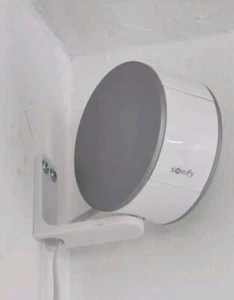Support mural pour Somfy Indoor Camera intérieur myfox home alarm alarme 2401496 - Zdjęcie 1 z 3