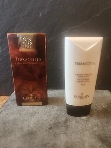 GUERLAIN Terracotta Tinted Day Cream SPF 8, #3, MEDIUM, 50 Ml, New In Box - Picture 1 of 4