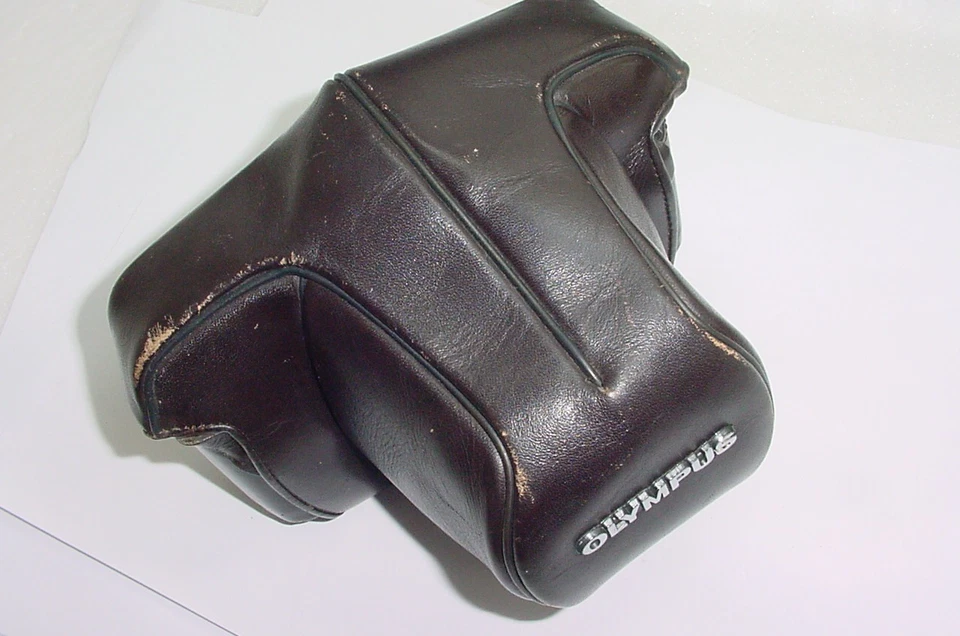 Funda de cuero marrón Olympus 1,4 N para cámaras OM-1, OM-2, MO-1n, OM-2n, OM-4 Foto 1 de 4