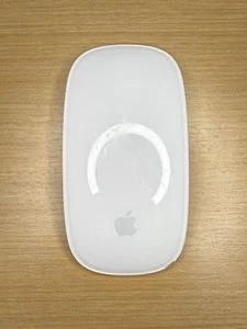 Genuine Apple Bluetooth Magic Mouse Wireless Model A1296 - Picture 1 of 3
