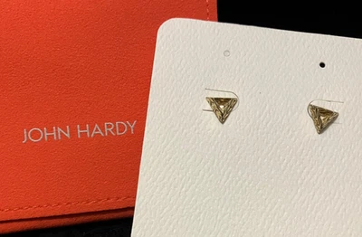 💕JOHN HARDY 18K Y GOLD Classic Chain Tiga Triangle Small Stud Earrings NWOT - Image 1 of 4