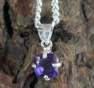 Certified Color Changing Alexandrite 7.60 Ct Natural Cushion Gemstone Pendant - Picture 1 of 8