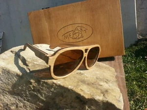 Occhiali da sole in legno - Foto 1 di 5