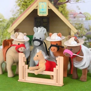 Caballo pony Sylvanian, nuez moscada, sauce, hiedra, zarza, Tomy Calico Critters de colección - Imagen 1 de 16
