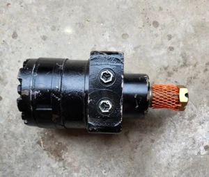 Terex 96417GT Antriebsmotor Rollenstator für Genie - Bild 1 von 4