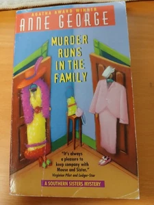 Murder runs in the Family : A Southern Sisters Mystery by George, Anne - Bild 1 von 1