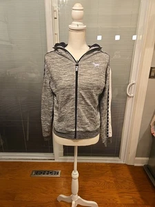 Victoria's Secret Rosa Brillante Iridiscente Slouchy Cremallera Completa Imitación Piel Sudadera con Capucha Gris Xs - Imagen 1 de 5