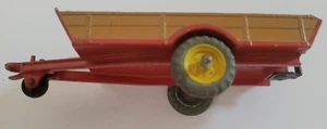 DINKY TOYS MADE IN ENGLAND MECCANO LTD HALESOWEN FARM TRAILER IN GOOD CONDITION - Picture 1 of 4