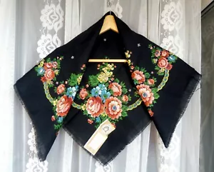 Vintage black new shawl with flower tag - Picture 1 of 6