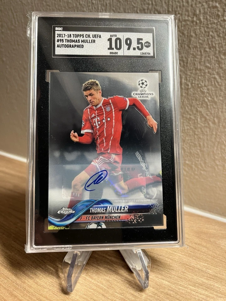Topps, Thomas Müller Auto, Bayern München, UCC Chrome 17/18 SGC 9,5/10 - Bild 1 von 1