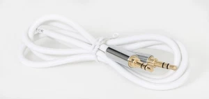 6 Fuß Mobiles 3,5 mm Stereo Audiokabel - Vergoldet - Stecker auf Stecker Weiß AUX-Kabel - Bild 1 von 2