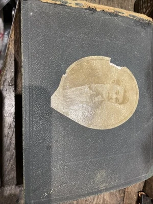 Ancien Album Photo 1900 Noir Et Blanc  - Photo 1/4