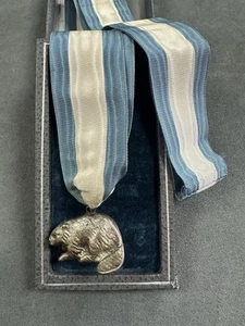 Silver Beaver Boy Scout Award With Case - Picture 1 of 5