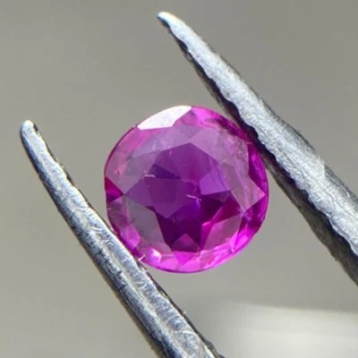 0.35ct | Natural Eye Clean Pink Ruby Round Cut, Loose Gemstone | Afghanistan. - Image 1 of 4