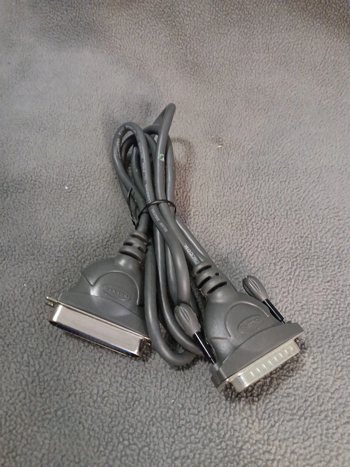 Belkin F2A036-06 6 Foot Male to Female Centronics 36 Pin Parallel Printer Cable - Image 1 of 4