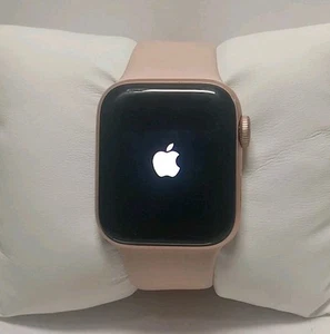 Apple Watch SE 40mm Pink Aluminum & Ceramic Case Ion-x Glass - GPS - WR-50 - Photo 1 sur 8