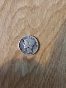 1930 Silver Dime - Picture 1 of 3