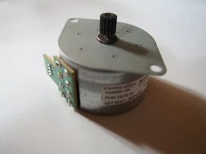 Moteur MITSUMI M49SP 2K FH6 1972 01 - Picture 1 of 3