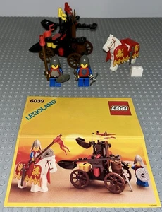 Lego 6039 Castle Lion Knights Twin Arm Launcher Complete Set Vintage Minifigures - Picture 1 of 5