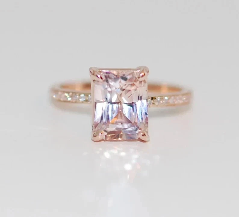 Anillo de boda de diamantes y zafiro rosa natural talla esmeralda de 2,75 quilates de oro rosa de 14 k 7 Foto 1 de 4