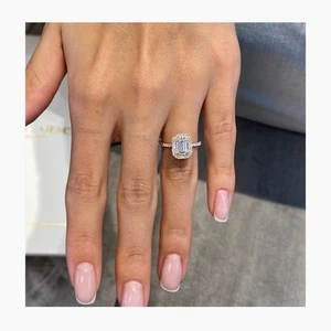 Diamond VS1 F Emerald 2.28 Ct Ring IGI Certified Halo Lab Created 18k Rose Gold - Picture 1 of 6