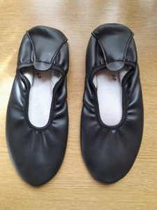Gymnastikschuhe, Turnschläppchen Gr. 40/41 schwarz, fast wie neu - Bild 1 von 3