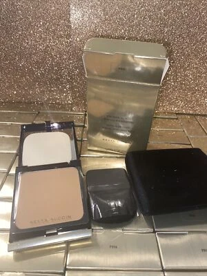 Kevyn Aucoin Sensual Skin Powder Foundation - PF05 - Image 1 of 3