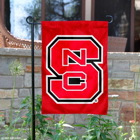 NC State Wolfpack Garden Flag and Yard Banner Cover