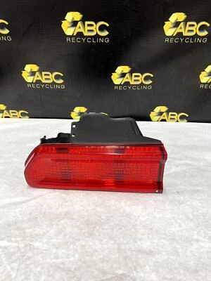 Conjunto de luz trasera izquierda para conductor Dodge Challenger 2008-2014 Foto 1 de 4