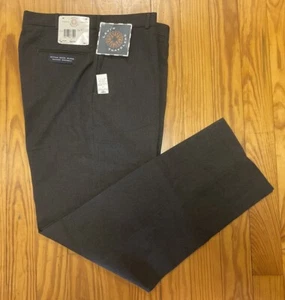 New Levi's Travelers Mens 38x33 Action Wool Blend Flat Front Brown Dress Pants - Picture 1 of 8